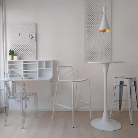 Le Pur Chic - Centre Apartment *